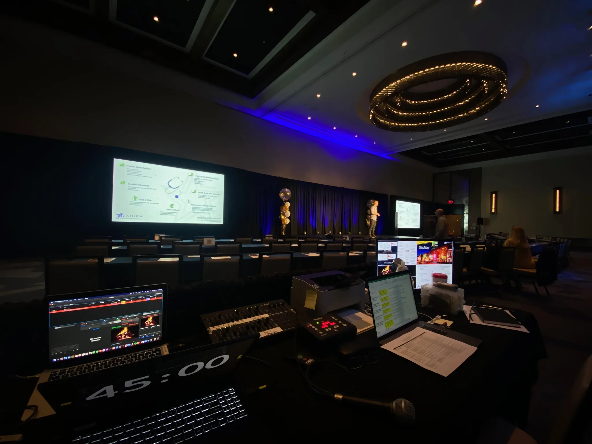 Murfreesboro conference stage with blue uplighting