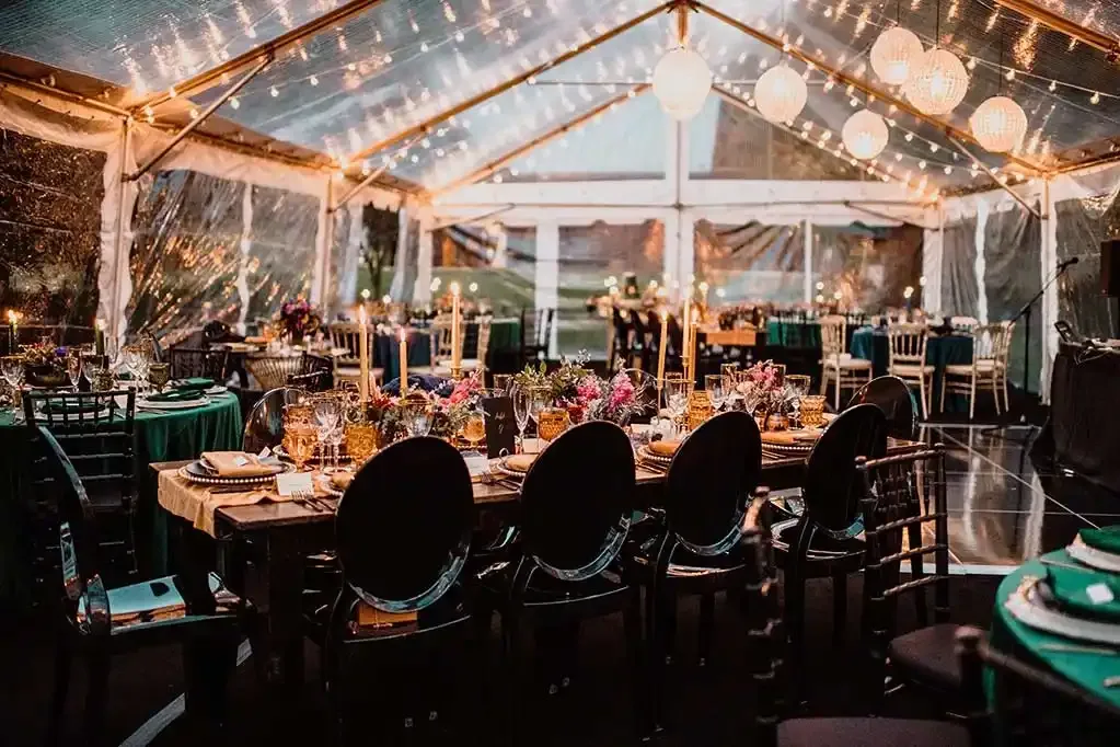 Nashville wedding reception with warm amber uplighting